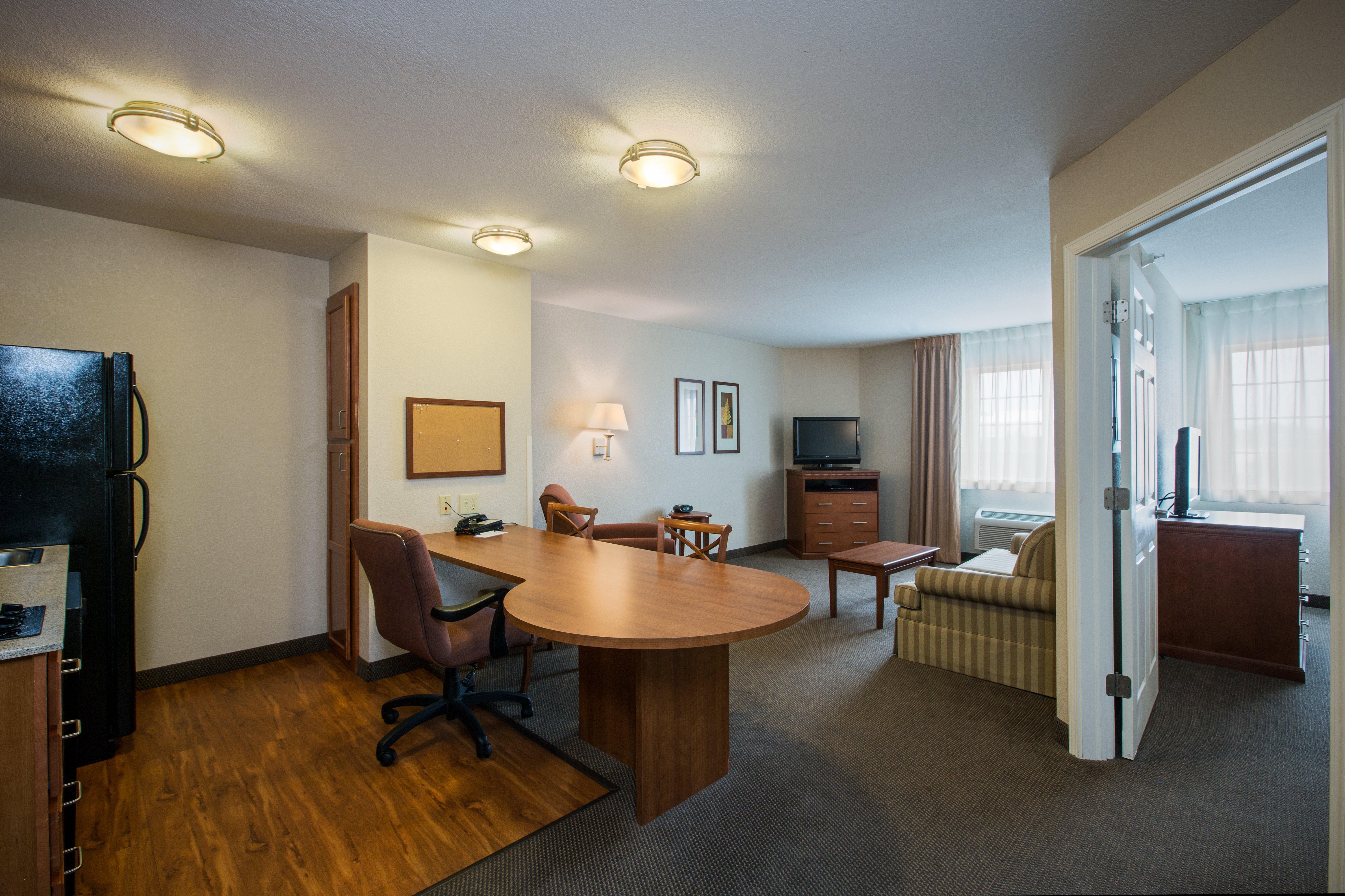 แคนเดิ้ลวูด สวีท อินเดียนาโปลิส นอร์ทเวสต์ Hotel อินเดียนาโพลิส ภายนอก รูปภาพ