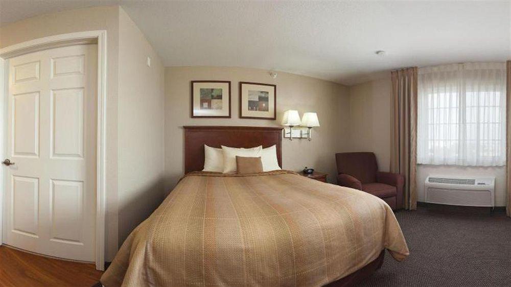 แคนเดิ้ลวูด สวีท อินเดียนาโปลิส นอร์ทเวสต์ Hotel อินเดียนาโพลิส ภายนอก รูปภาพ