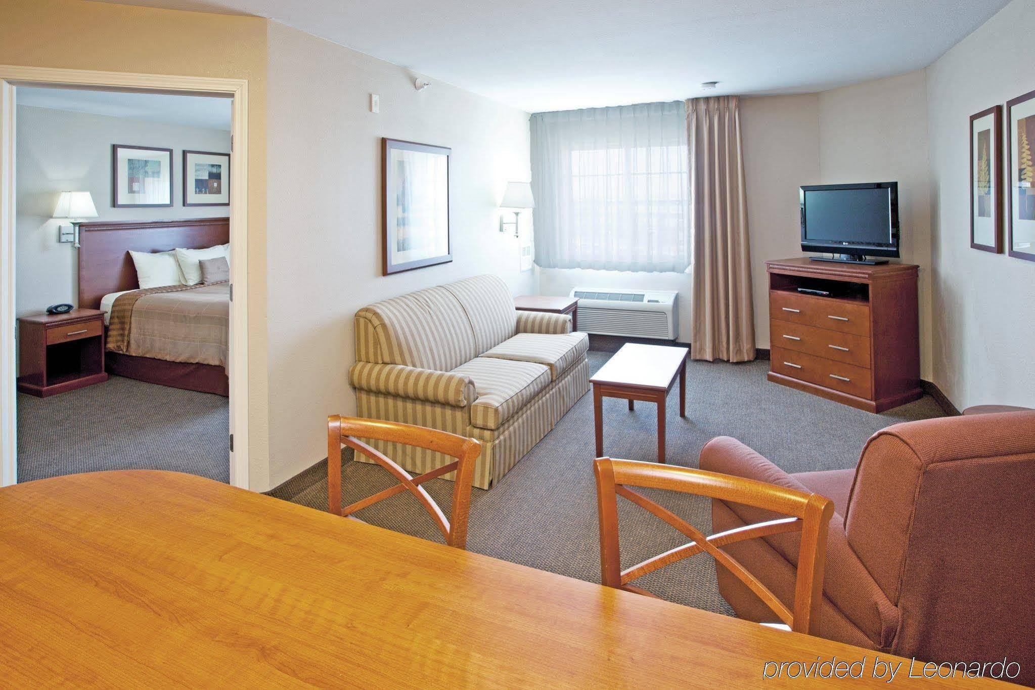 แคนเดิ้ลวูด สวีท อินเดียนาโปลิส นอร์ทเวสต์ Hotel อินเดียนาโพลิส ภายนอก รูปภาพ